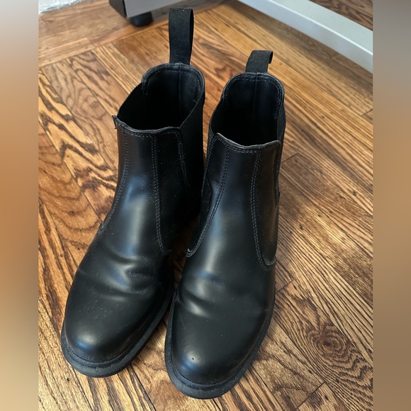 Doc Martens - Picture 2 of 2